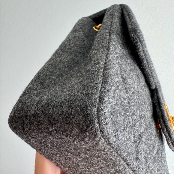 Chanel Vintage Grey Wool Mini Square Flap 24k Gold Plated Hardware - Picture 4 of 16